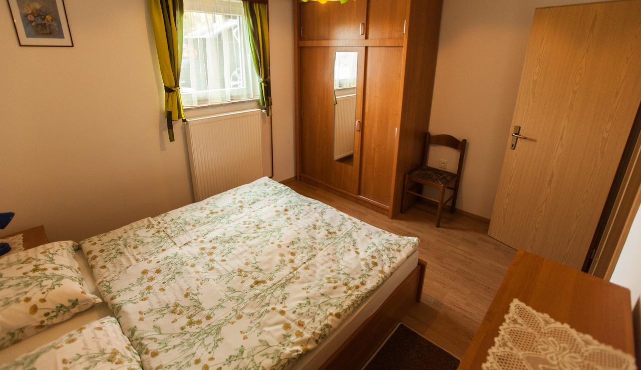 Apartment House Sumrak Bizeljsko エクステリア 写真
